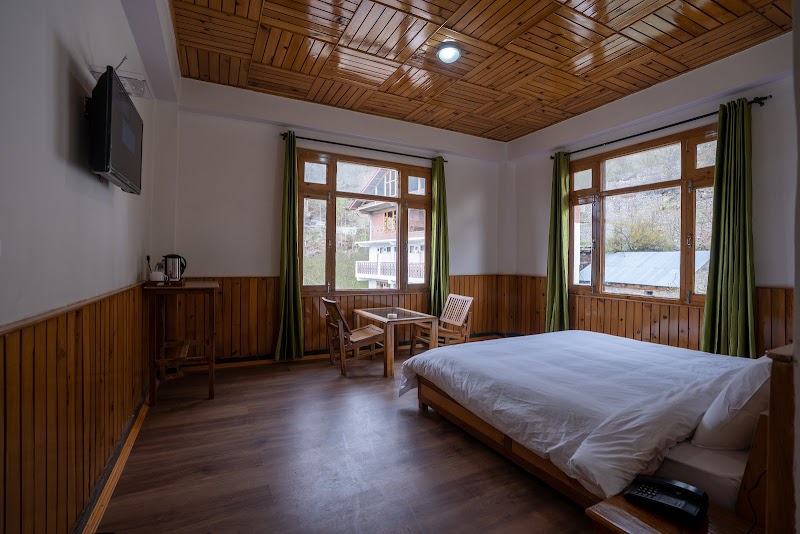 Hotel Kalpa Retreat - Hotel Kalpa Retreat Kalpa, Road, Roghi, Kalpa, Himachal Pradesh 172108, India