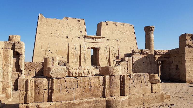 Edfu Temple - Edfu Temple, Adfo, Edfu, Aswan Governorate 1291237, Egypt