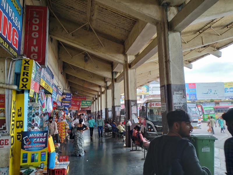 Udupi Service Bus Stand - Udupi Service Bus Stand Bus Stand, Karnataka Housing Board Colony, Doddangudde, Udupi, Karnataka 576101, India