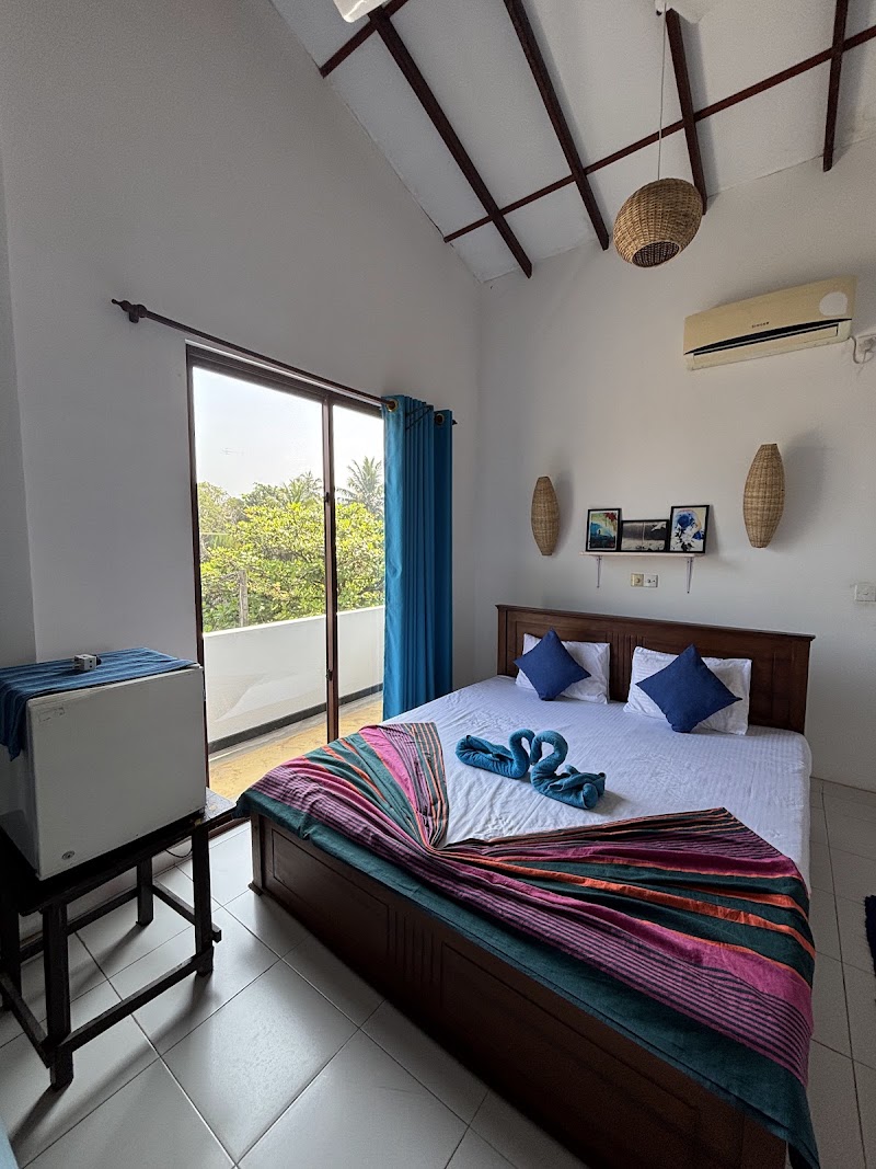 Longbeach guesthouse(hotel/surfing lesson) - Longbeach guesthouse(hotel/surfing lesson), 672 Galle Road,Narigama, Hikkaduwa 80240, Sri Lanka