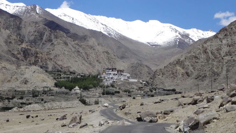 Ladakh Vacation - Ladakh Vacation, First Floor, D Manzil Zangsti, Main Bazaar Rd, behind SBI Bank, Ladakh, Leh, 194101