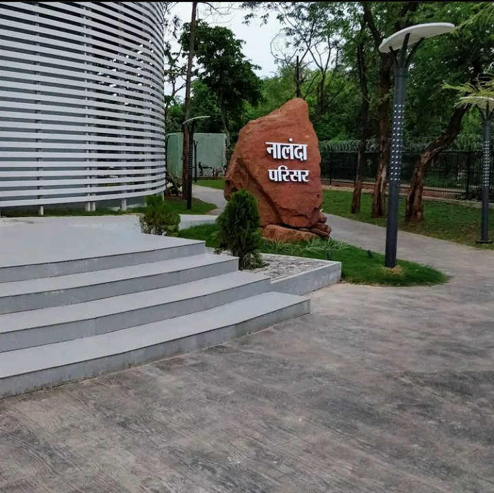 Nalanda Parisar Raipur - Oxy Reading Zone - Nalanda Parisar Raipur - Oxy Reading Zone 6JW4+J7G, Great Eastern Rd, Amanaka, Raipur, Chhattisgarh 492010, India