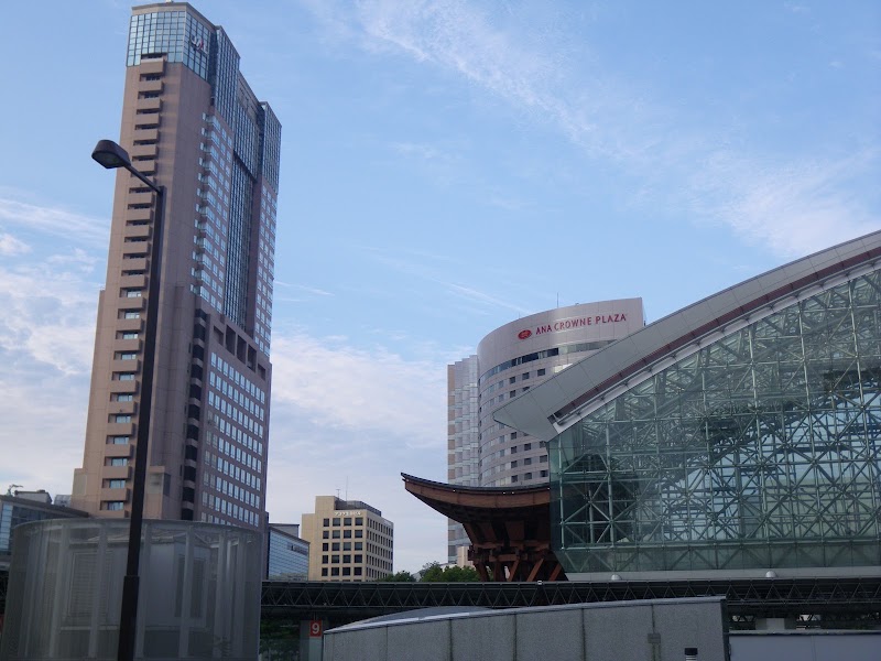 Kanazawa Station East Square - Kanazawa Station East Square 2 Kinoshinbomachi, Kanazawa, Ishikawa 920-0858, Japan