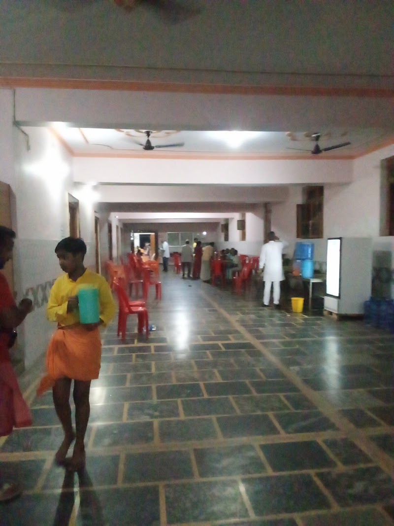 Radha mohan Kunj - Radha mohan Kunj Q6W5+HPQ, Janki Mahal Rd, Rani Bazar Colony, Ghat, Ayodhya, Uttar Pradesh 224123, India