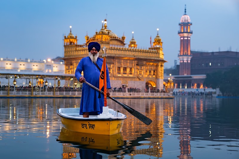 Sri Harmandir Sahib - Sri Harmandir Sahib Atta Mandi, Katra Ahluwalia, Amritsar, Amritsar Cantt., Punjab 143006, India