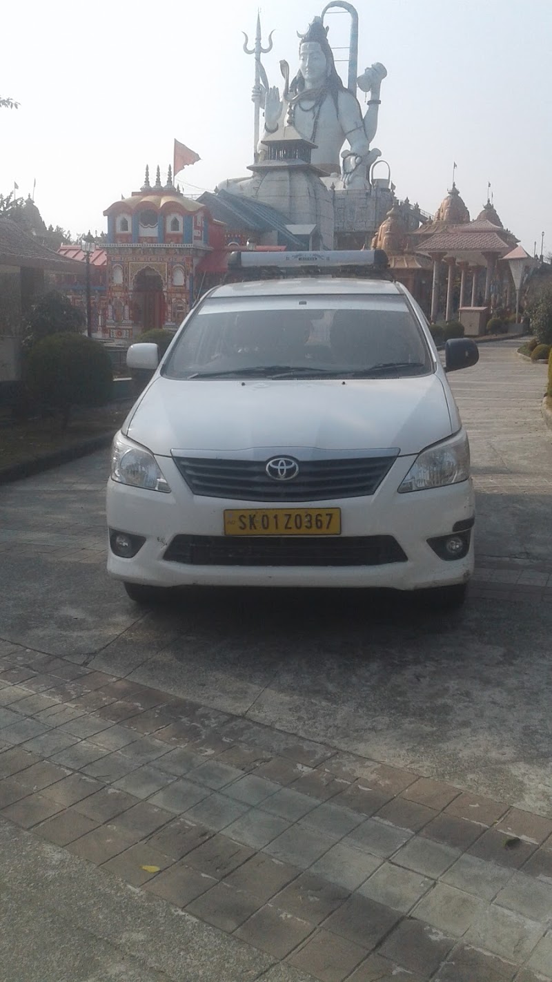 RoyalSikkim.Com - RoyalSikkim.Com Mahatma Gandhi Marg, near Gandhi Statue, Vishal Gaon, Gangtok, Sikkim 737101, India
