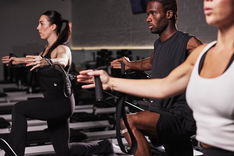 STRONG Pilates Warren Street - STRONG Pilates Warren Street, 154 Drummond St, London NW1 2PA, UK