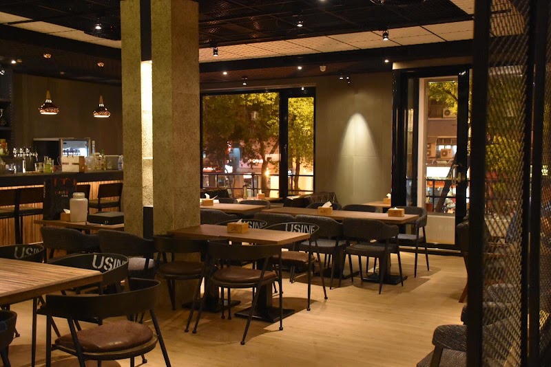 SoShow Bar & Restaurant