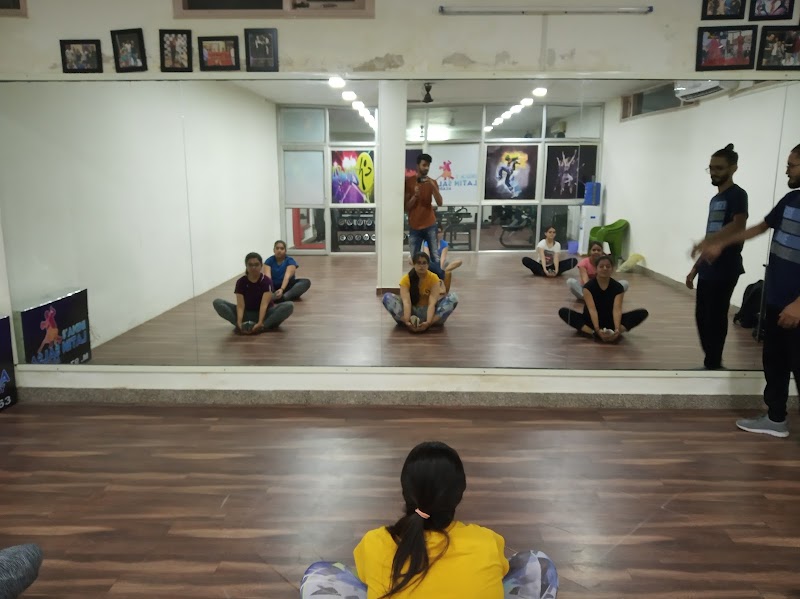 INDIA'S LATIN SALSA ACADEMY - INDIA'S LATIN SALSA ACADEMY K3, 4, DLF Phase 2, Sector 25, Gurugram, Haryana 122002, India