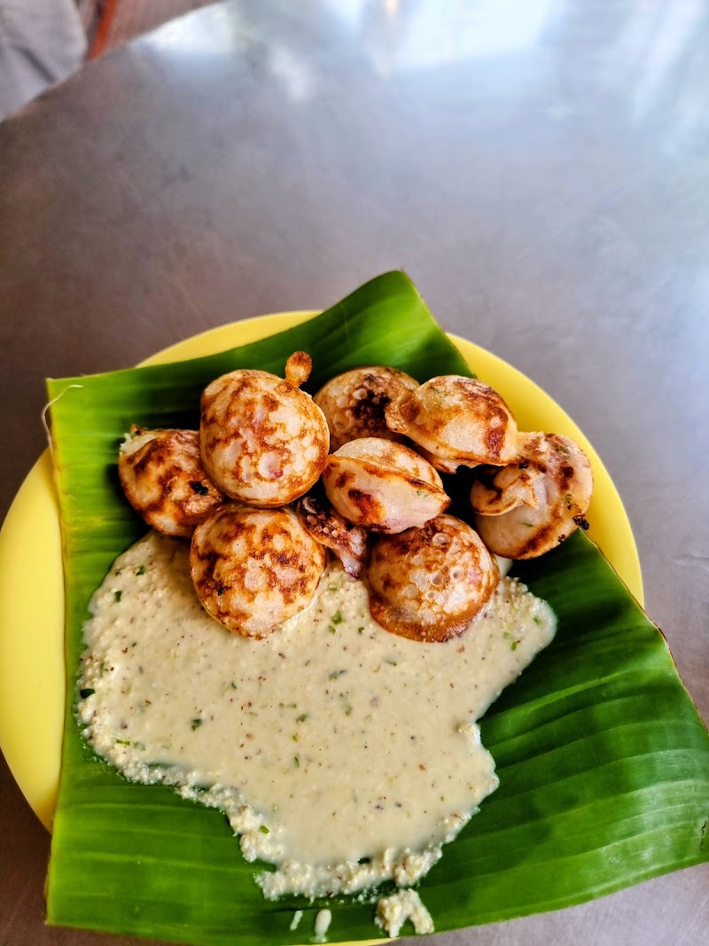 Davanagere Benne Dose - Davanagere Benne Dose, 4th Main Road, 24/3, 3rd Cross Rd, Rajagopalnagar, Chamrajpet, Bengaluru, Karnataka 560018, India
