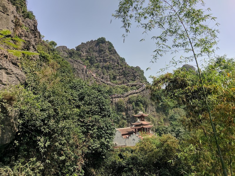 Tràng An Ancient Temple - Tràng An Ancient Temple, 7WF6+835, Tay Hoa Lu, Ninh Binh, Vietnam