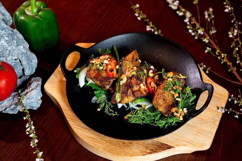 Comida Hanoi Restaurant & Cooking Class - Comida Hanoi Restaurant & Cooking Class 52b P. Lương Ngọc Quyến, Phố cổ Hà Nội, Hoàn Kiếm, Hà Nội 100000, Vietnam