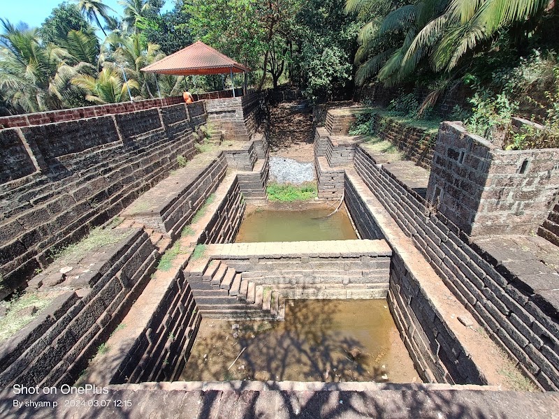 Shree Ganpatipule Mandir - Shree Ganpatipule Mandir, Ganpatipule, Maharashtra 415615, India