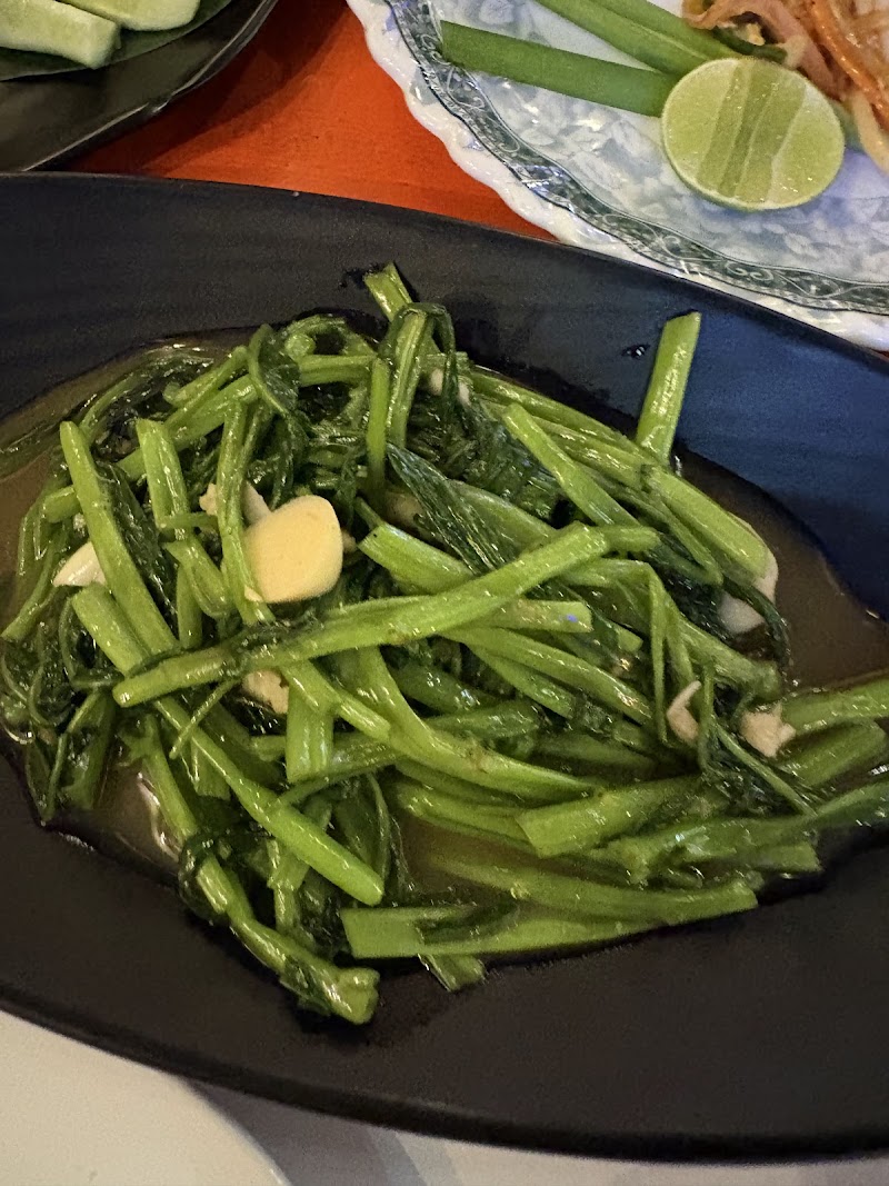 Madam Saranair Thai Food restaurant - Madam Saranair Thai Food restaurant 139/1 Soi Sukhumvit 21 (Asoke Soi 1 sub-district, Watthana, Krung Thep Maha Nakhon 10110, Thailand