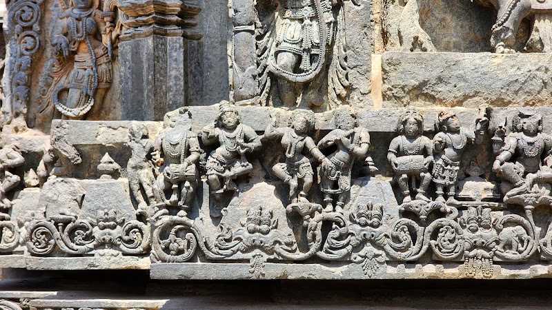 Shri Kedareshwara Swamy Temple - Shri Kedareshwara Swamy Temple, 6X5V+HXJ, Kedareshwara Temple Rd, Halebeedu, Karnataka 573121, India