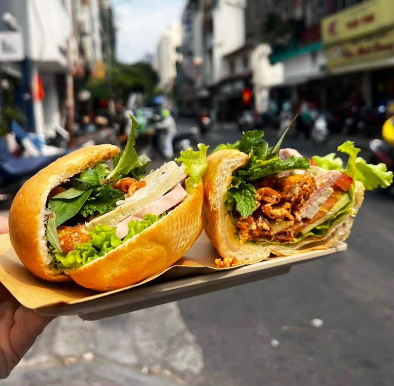 Bánh Mì XANH - Bánh Mì Chay Thượng Hạng - 2B Trần Hưng Đạo - Bánh Mì XANH - Bánh Mì Chay Thượng Hạng - 2B Trần Hưng Đạo 2B Trần Hưng Đạo, Bến Thành, Hồ Chí Minh 71012, Vietnam