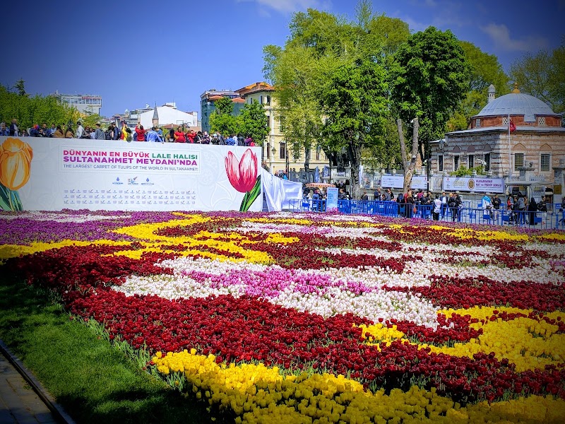 Sultanahmet Square - Sultanahmet Square, Binbirdirek, Sultan Ahmet Parkı No:2, 34122 Fatih/İstanbul, Türkiye