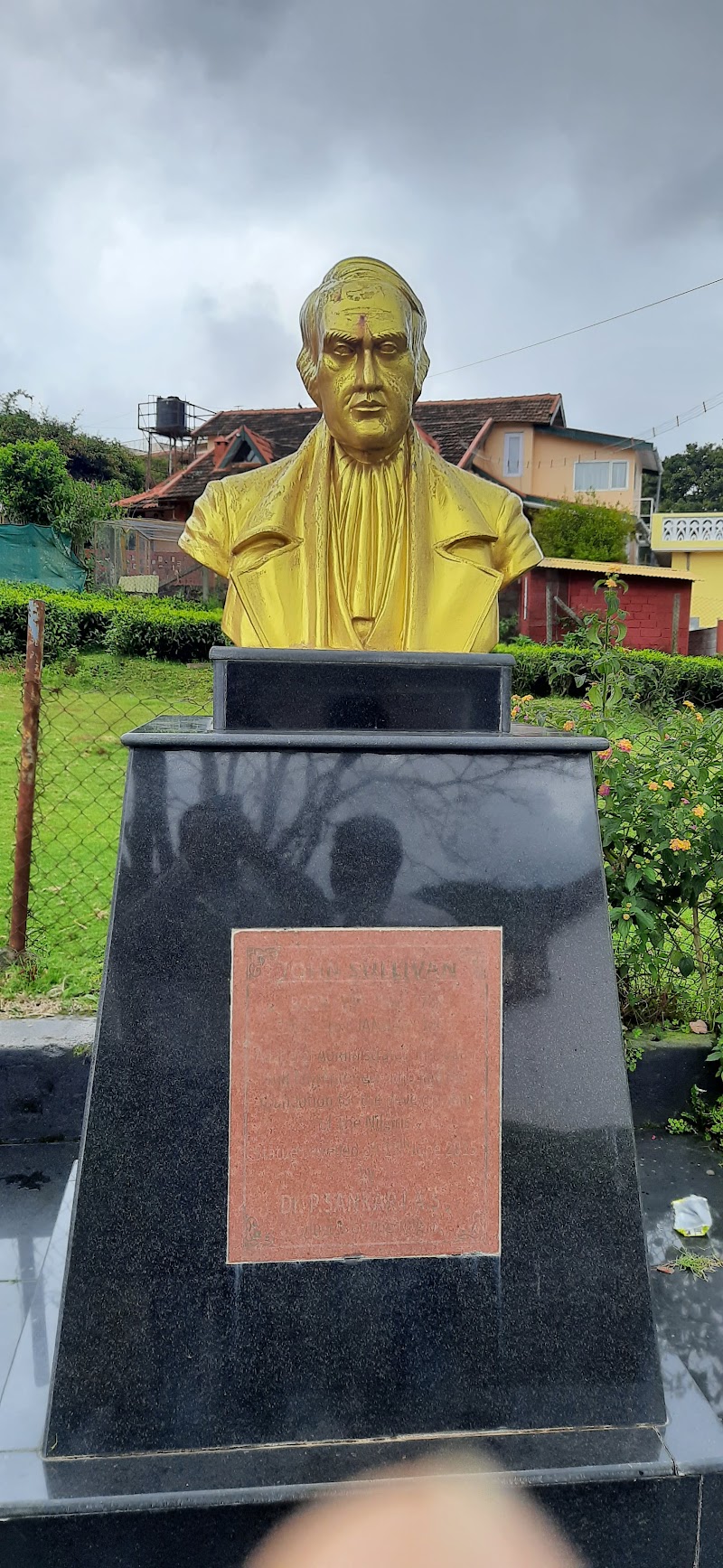 John Sullivan Memorial - John Sullivan Memorial CVR4+7H3, Kotagiri - Kanneri Mukku Road, Kanneri Mukku, District, Nilgiris, Tamil Nadu 643217, India
