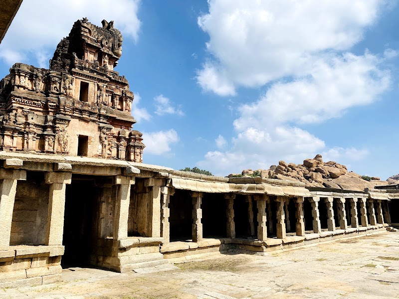 Hampi Shri Krishna Temple - Hampi Shri Krishna Temple, 8FJ6+454, Krishnapura, Karnataka 583239, India