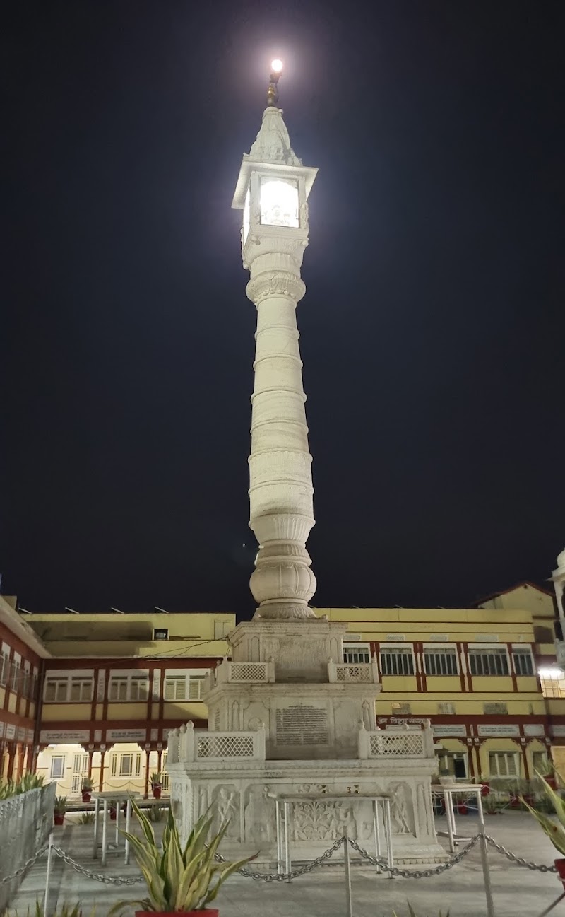 Shri Digambar Jain Atishay Kshetra, Shri Mahavir Ji - Shri Digambar Jain Atishay Kshetra, Shri Mahavir Ji, Sajan Market, Shrimahavirji Rd, near jain Temple, Banwaripur, Rajasthan 322220, India