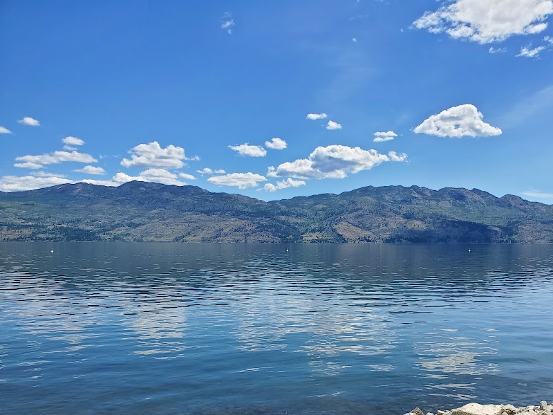 CNR Wharf and Gellatly Bay Aquatic Park - CNR Wharf and Gellatly Bay Aquatic Park 4030 Gellatly Rd, West Kelowna, BC V4T 2J8, Canada