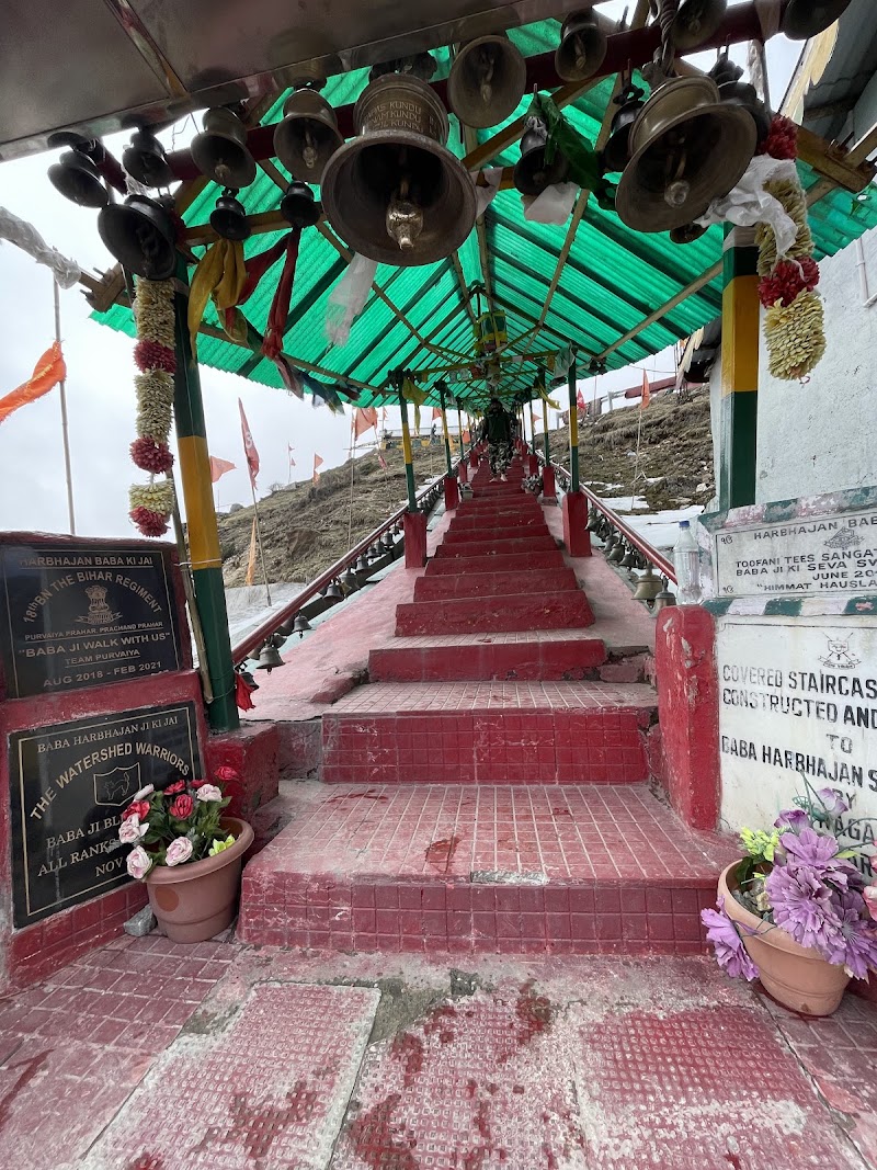 Old Harbhajan Babaji Mandir - Old Harbhajan Babaji Mandir 8R7Q+V9V, Nathang Valley, Sikkim 737102, India