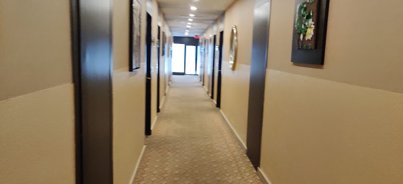 Golden Tulip - Golden Tulip, 2nd Cross Road Dd 19, DD-19, 3rd Ave, DD Block, Sector 1, Bidhannagar, Kolkata, West Bengal 700064, India