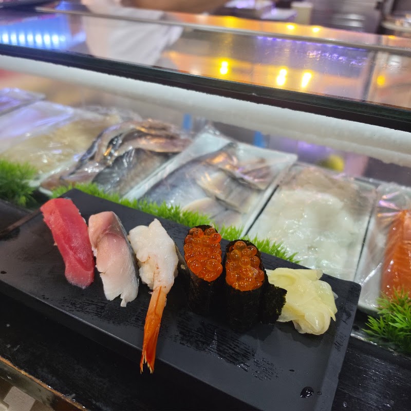 Sushizanmai - Sushizanmai 4-chōme-11-9 Tsukiji, Chuo City, Tokyo 104-0045, Japan