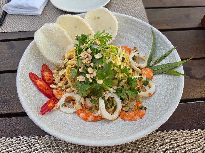 Camia Restaurant - Camia Restaurant Beach, Le Thuc Nha Street, Ông Lang, Phú Quốc, An Giang 92000, Vietnam