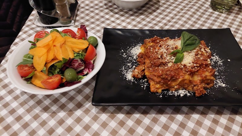 Pizzeria La Spiga - Pizzeria La Spiga, Lerchenfelder Str. 65, 1070 Wien, Austria