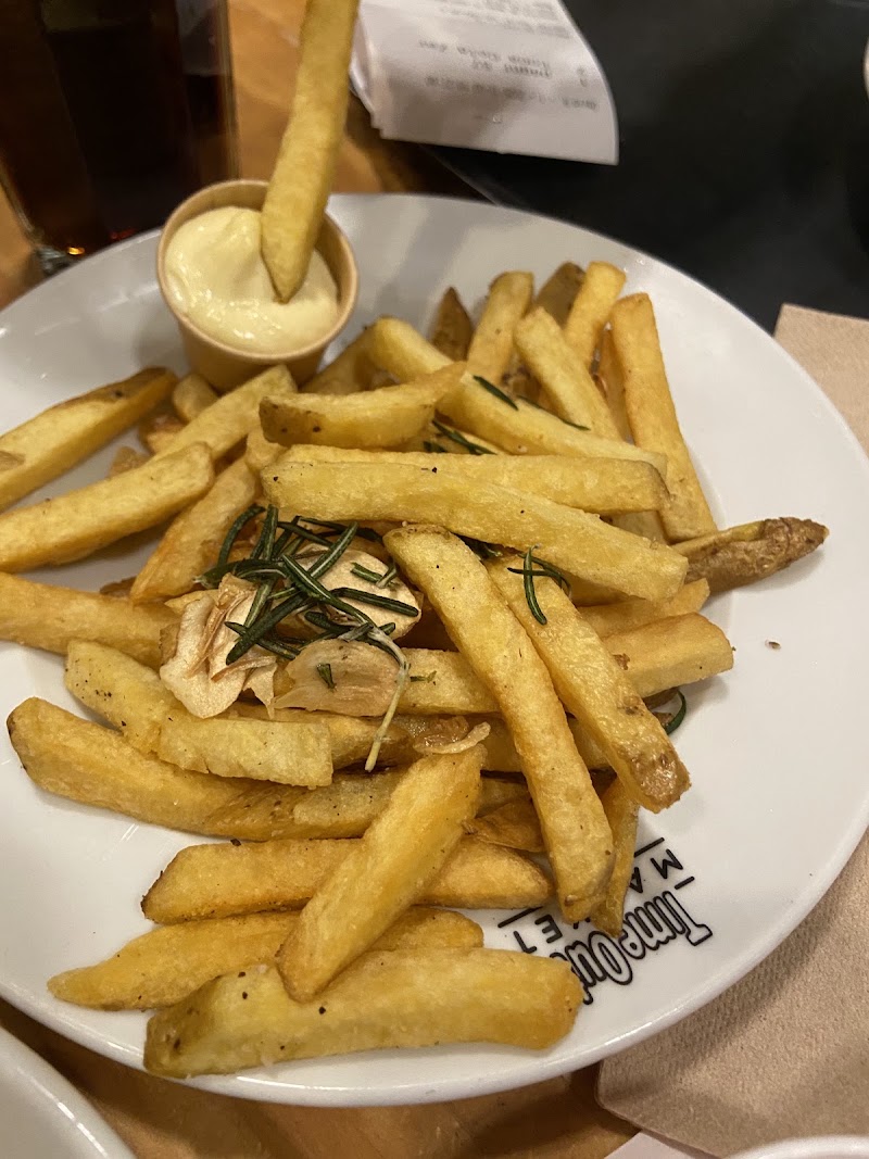 Ground Burger - Ground Burger, Time Out Market, Av. 24 de Julho 49, 1200-479 Lisboa, Portugal