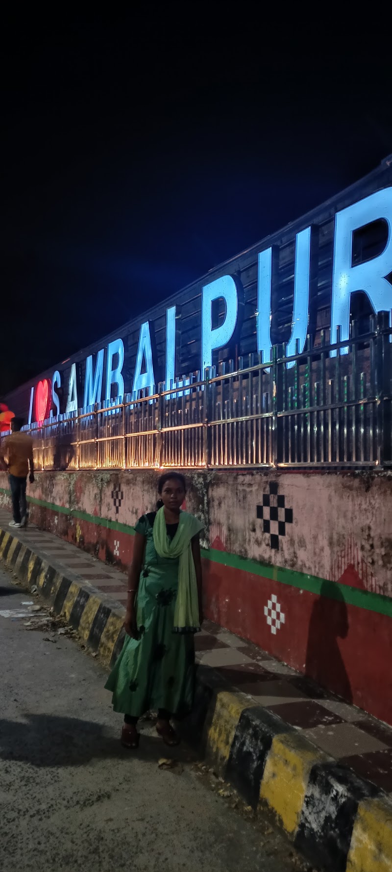 Sambalpur Bus Stand - Sambalpur Bus Stand, Unnamed Road, Ainthapali, Kainsir, Sambalpur, Odisha 768006, India