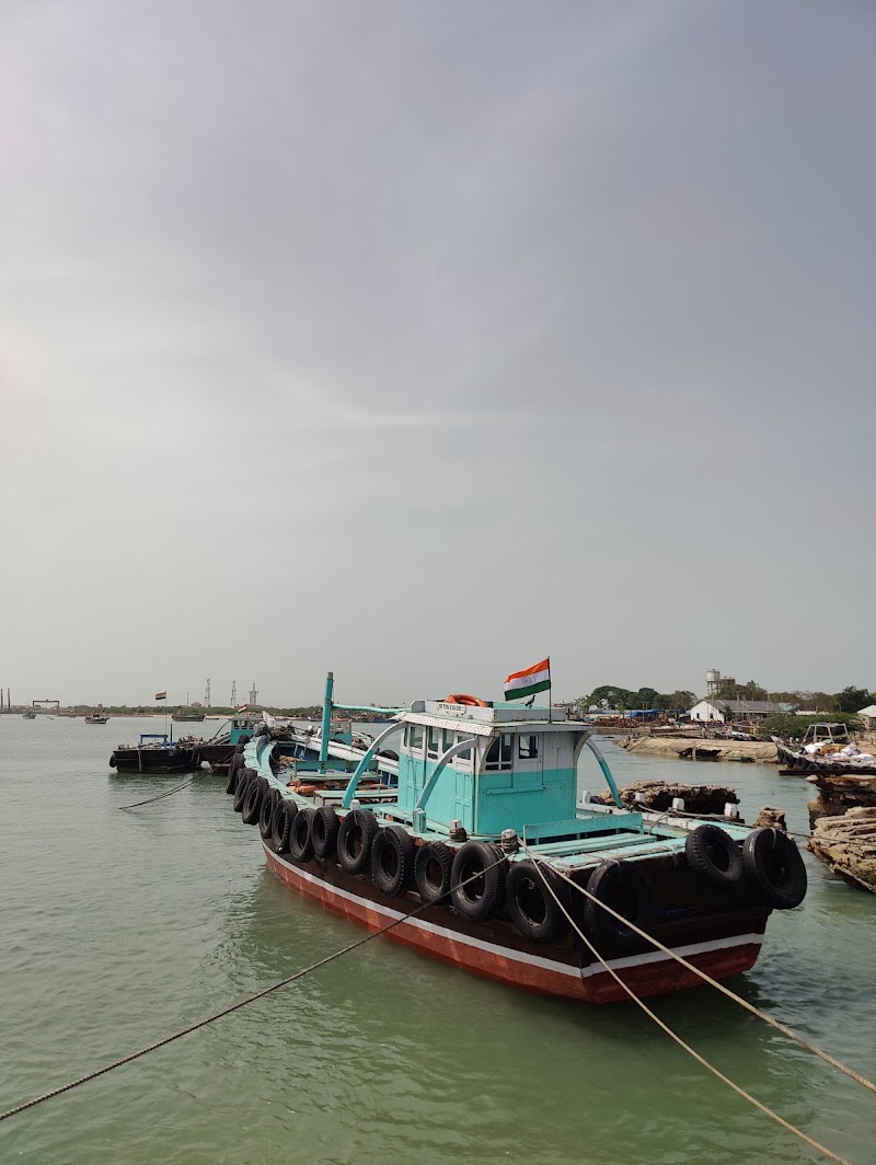 Beyt Dwarka Ferry Point - Beyt Dwarka Ferry Point, Bet Dwarka Jetty, F32R+JP8, Beyt Dwarka, Gujarat, India