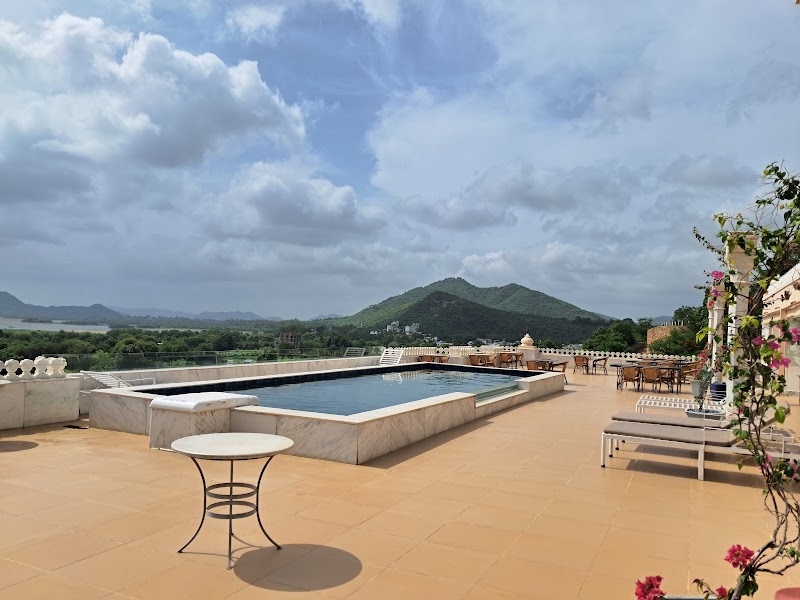 Fateh Niwas by Fateh Collection (A Heritage Renaissance Resort) - Fateh Niwas by Fateh Collection (A Heritage Renaissance Resort) HMG4+FPJ, Rampura Circle, near Rampura Circle, Eklavya Colony, Udaipur, Rajasthan 313031, India