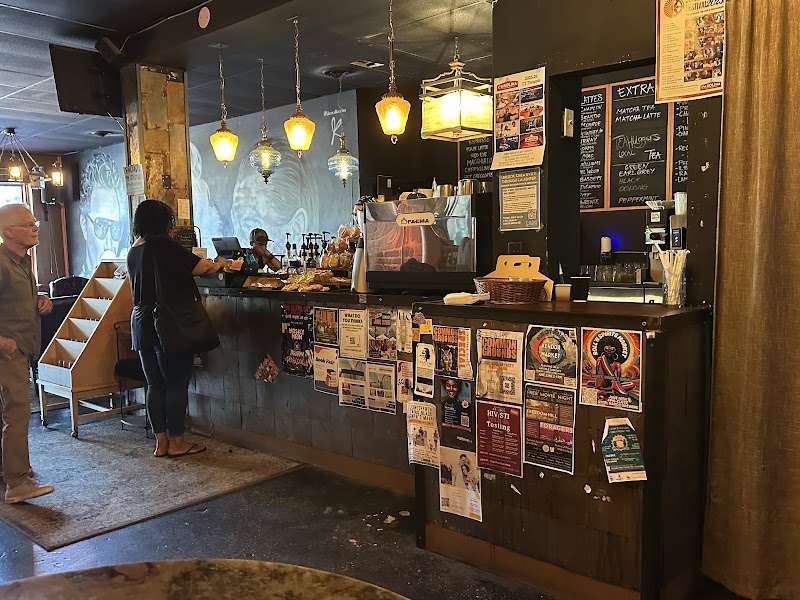 Downtown Common Grounds - Downtown Common Grounds, 631 S Elm St, Greensboro, NC 27406, USA