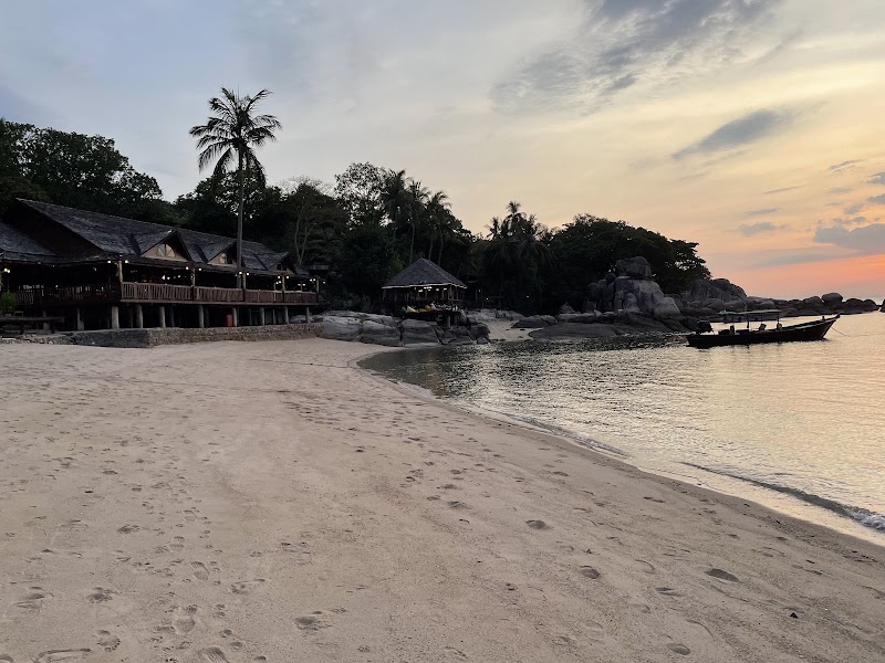 Mae Haad Beach - Mae Haad Beach 3RPF+CVM, Ko Tao, Ko Pha-ngan District, Surat Thani 84360, Thailand