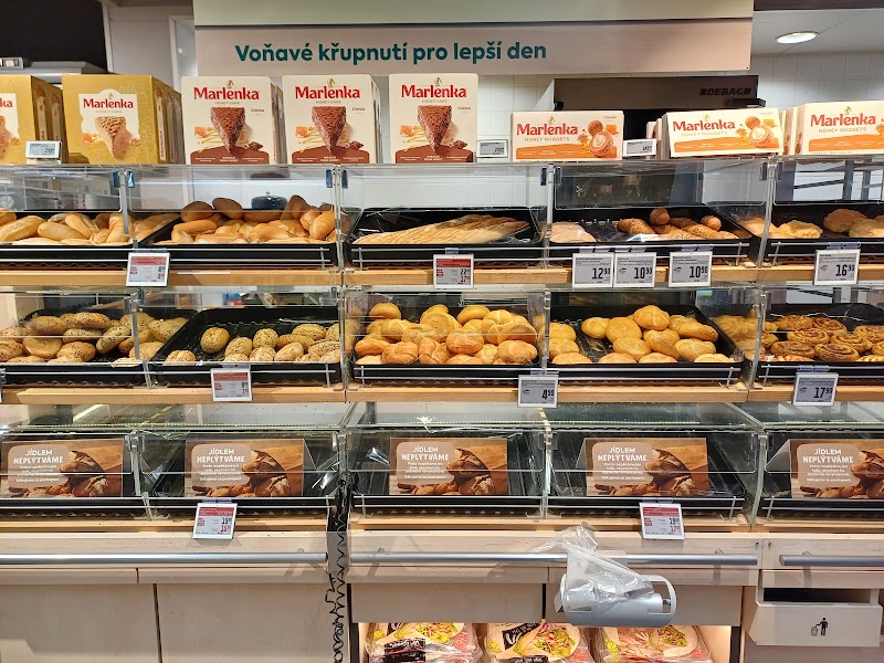 Billa - Billa Budova BLOX, Evropská 2758/11, 120 00 Praha 6-Dejvice, Czechia