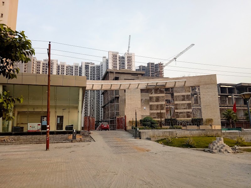 Greater Noida West Road - Greater Noida West Road, Greater Noida W Rd, Uttar Pradesh, India