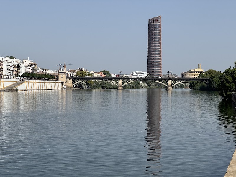 Triana Bridge - Triana Bridge, Puente de Isabel II, 30, 41010 Sevilla, Spain