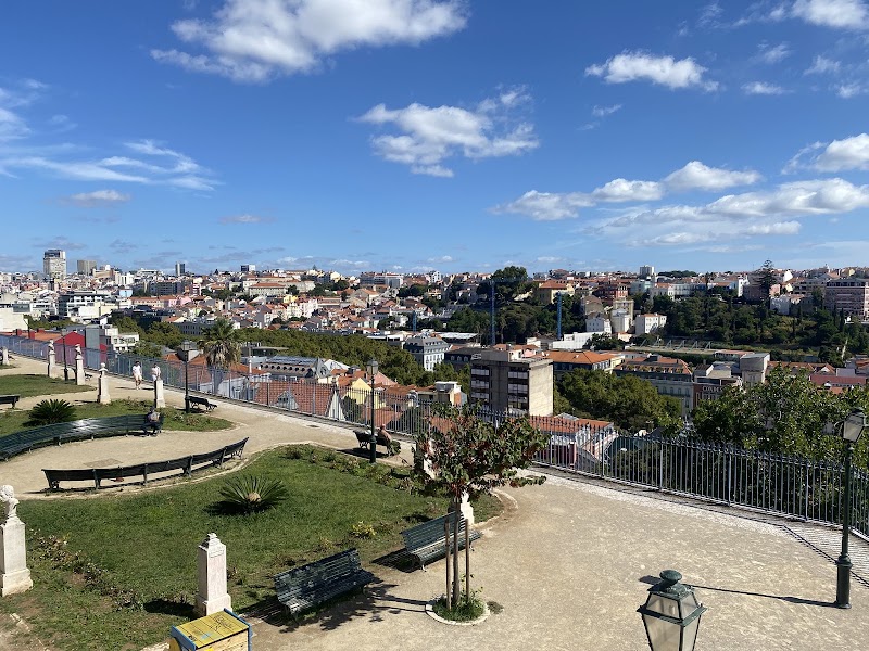Miradouro de São Pedro de Alcântara - Miradouro de São Pedro de Alcântara R. de São Pedro de Alcântara, 1250-238 Lisboa, Portugal