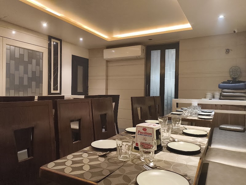 Pavilion Veg Restaurant - Pavilion Veg Restaurant Happy Home, Vallabhbaug Ln, Raja Wadi, Sindhu Wadi, Ghatkopar East, Mumbai, Maharashtra 400077, India