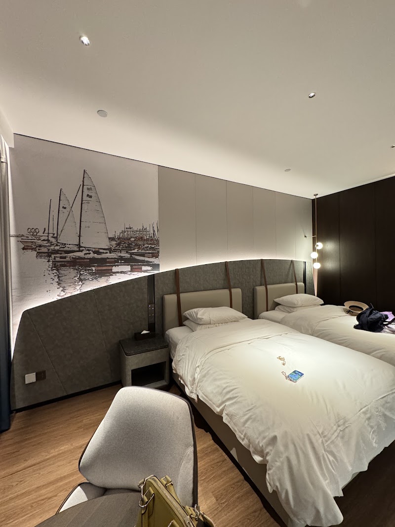 Ramada By Wyndham Qingdao Jiaodong International Airport - Ramada By Wyndham Qingdao Jiaodong International Airport Bldg. 6, No, 7 Hang'an Rd, Jiao Zhou Shi, Qing Dao Shi, Shan Dong Sheng, China, 266300