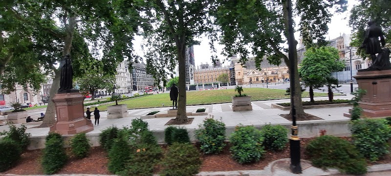 New Palace Yard - New Palace Yard Bridge St, London SW1A 2PW, UK