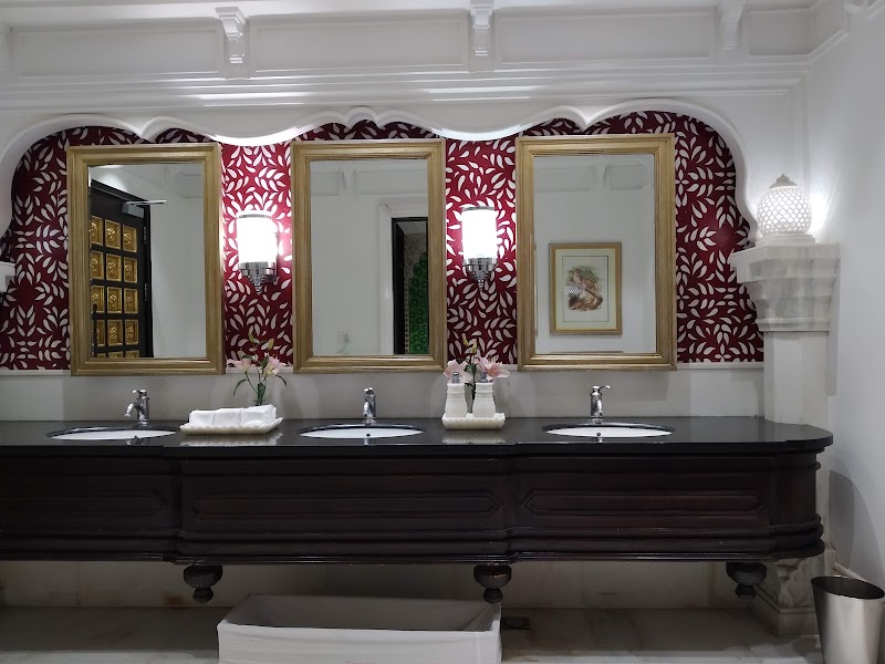 ITC Rajputana, a Luxury Collection Hotel, Jaipur - ITC Rajputana, a Luxury Collection Hotel, Jaipur Palace Road, Gopalbari, Jaipur, Rajasthan 302006, India