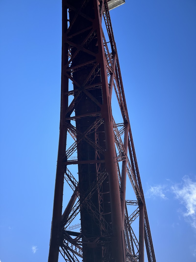 Forth Bridge North Viewpoint - Forth Bridge North Viewpoint, 3 Battery Rd, North Queensferry, Inverkeithing KY11 1JZ, UK
