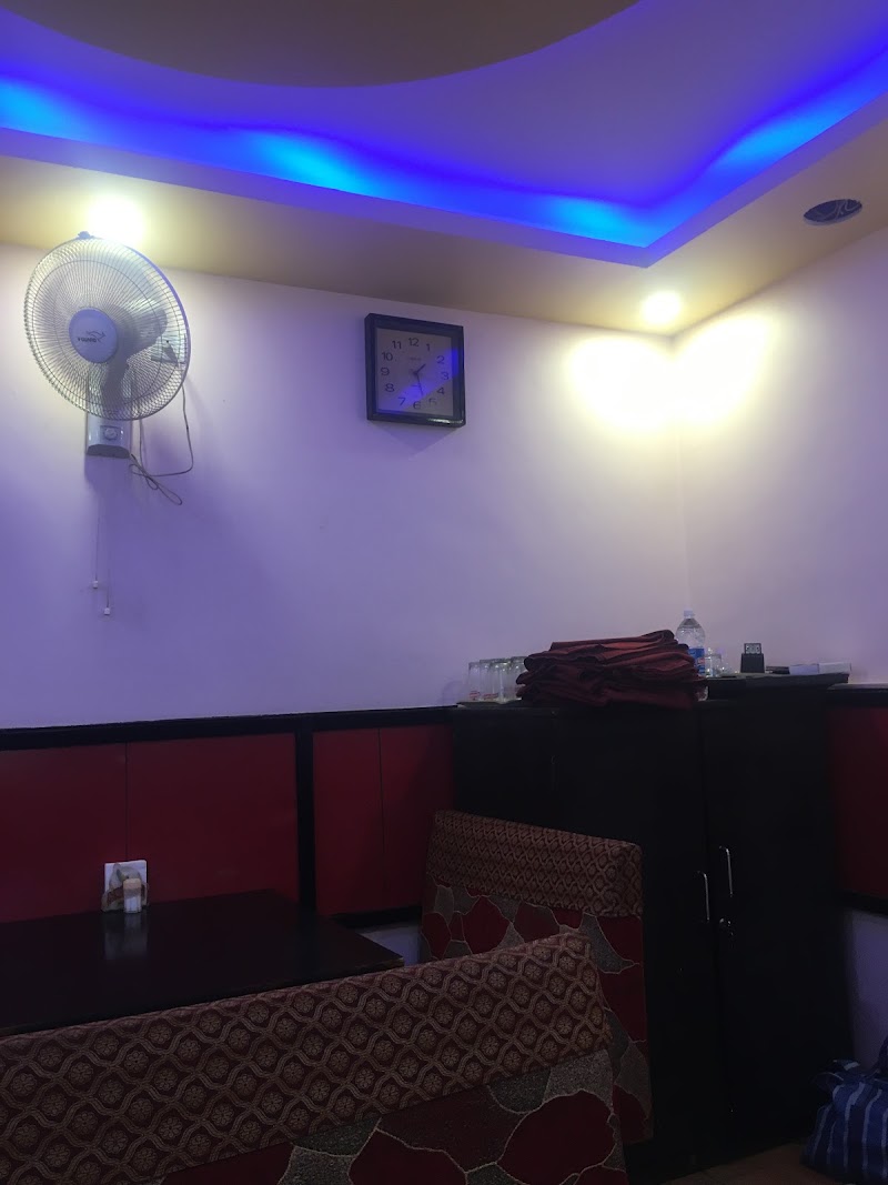 Xavier House - Xavier House, near Hotel Leela Inn, behind Newtons supermarket, Pintos Vaddo, Candolim, Goa 403515, India