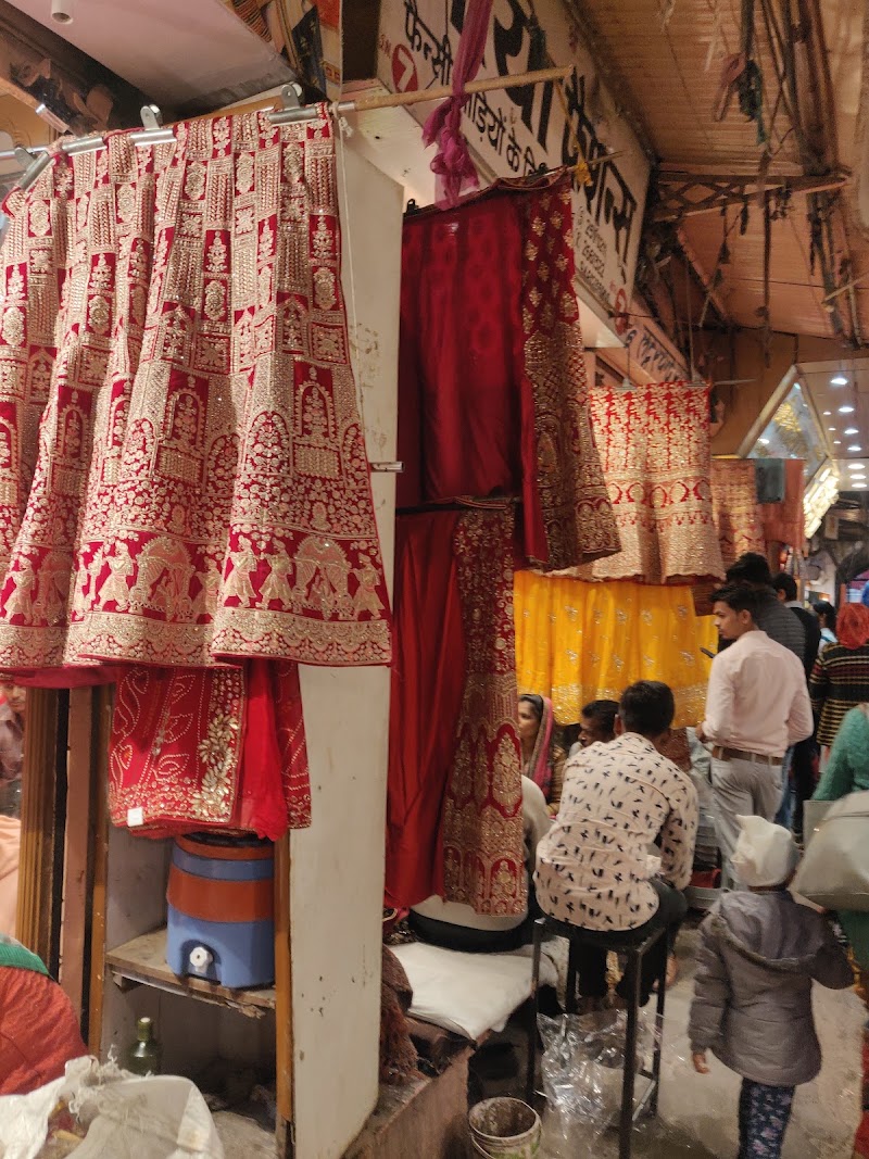 Jai Mata Di Paridhan - Jai Mata Di Paridhan G 11, Purohit Ji Katla, Johri Bazar, Bapu Bazar, Biseswarji, Jaipur, Jaipur Nagar Nigam Area, Rajasthan 302003, India