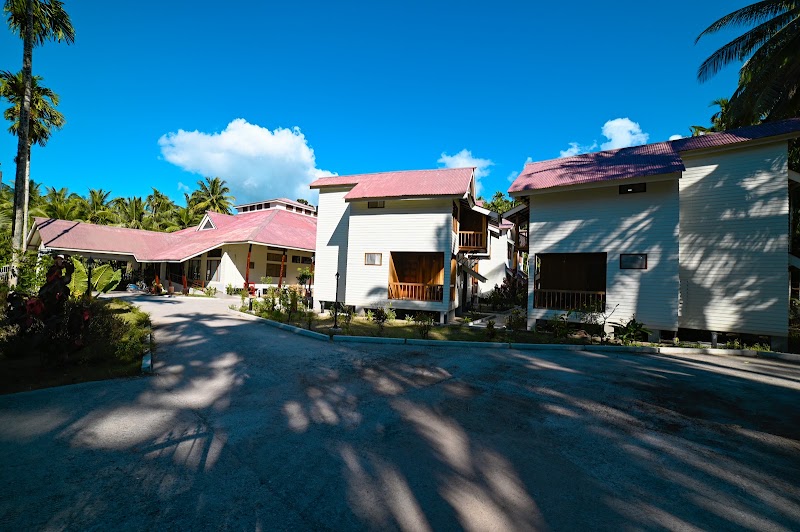 Bowfins Resorts
