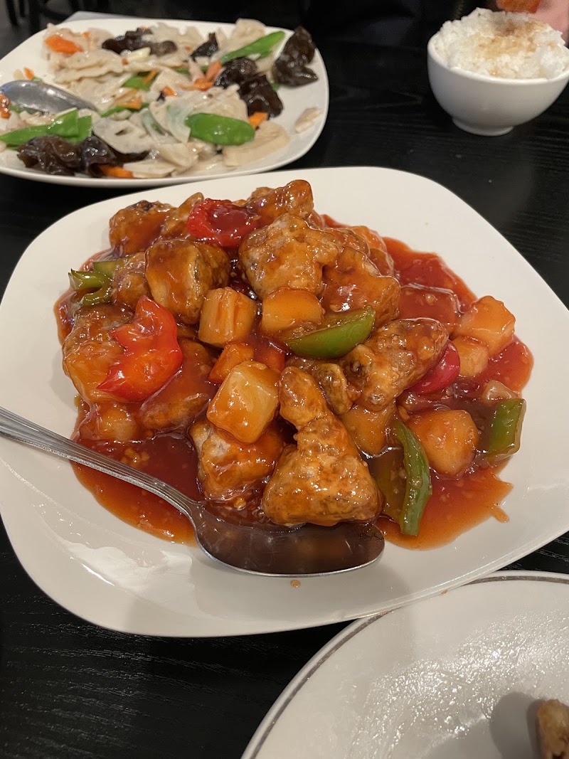 Yee's Cantonese Kitchen（阿二美食） - Yee's Cantonese Kitchen（阿二美食）, 220 W 31st St, Chicago, IL 60616, USA
