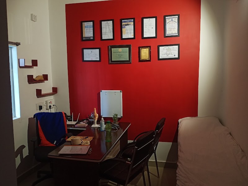 Samarthya Healthcare Clinic (Dr Amit Mishra, PO) - Samarthya Healthcare Clinic (Dr Amit Mishra, PO), near Rajendra College Gandhi Stadium, Saraswati Nagar, Neheru Nagar, Balangir, Odisha 767002, India